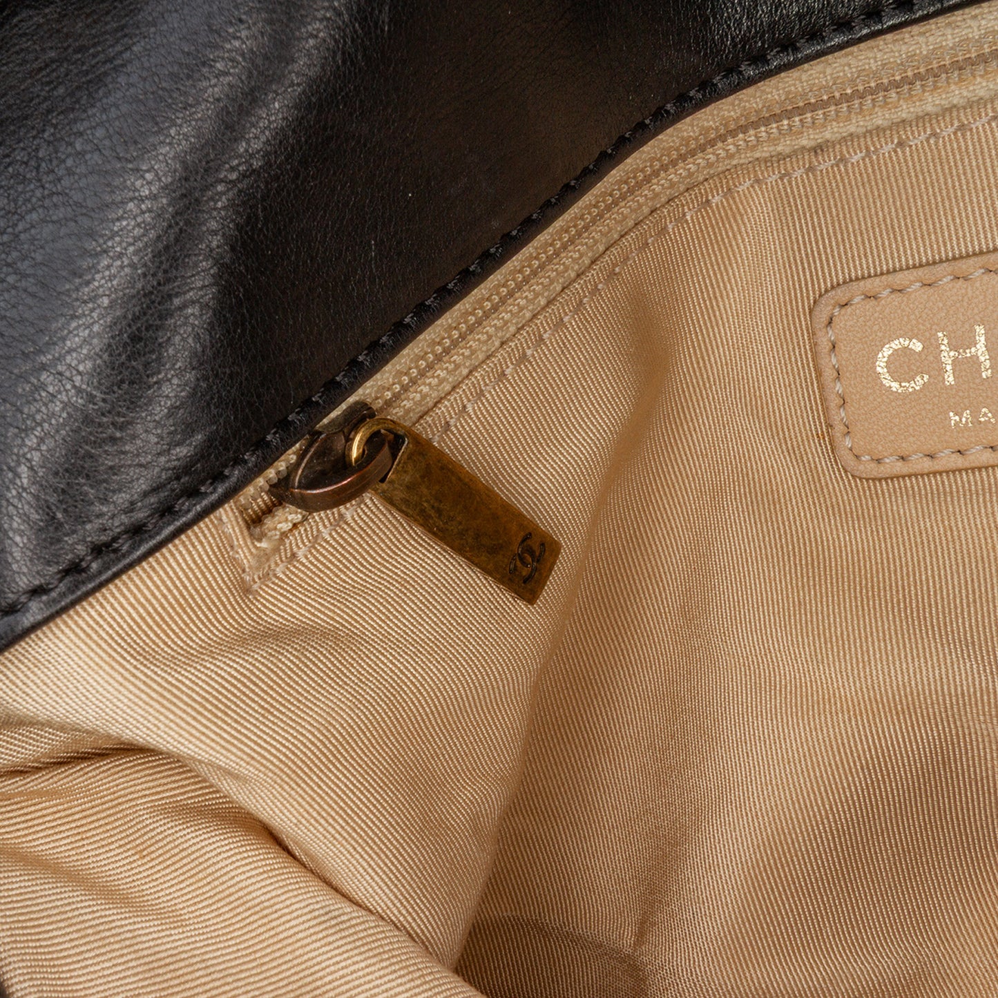 Quilted Calfskin CC Crown Flap Black - Re-Luxury