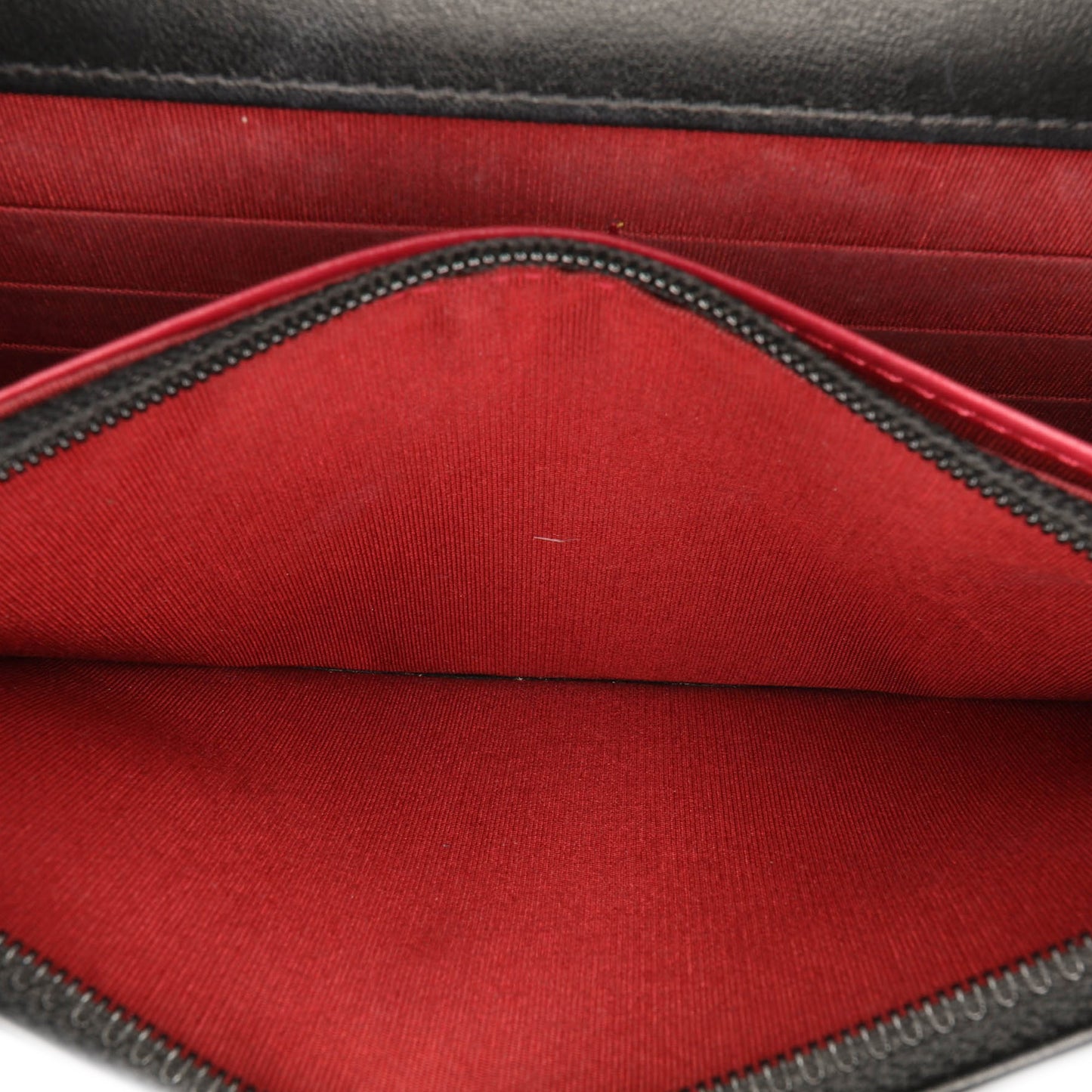 Quilted Lambskin 19 Wallet on Chain Black - Re-Luxury