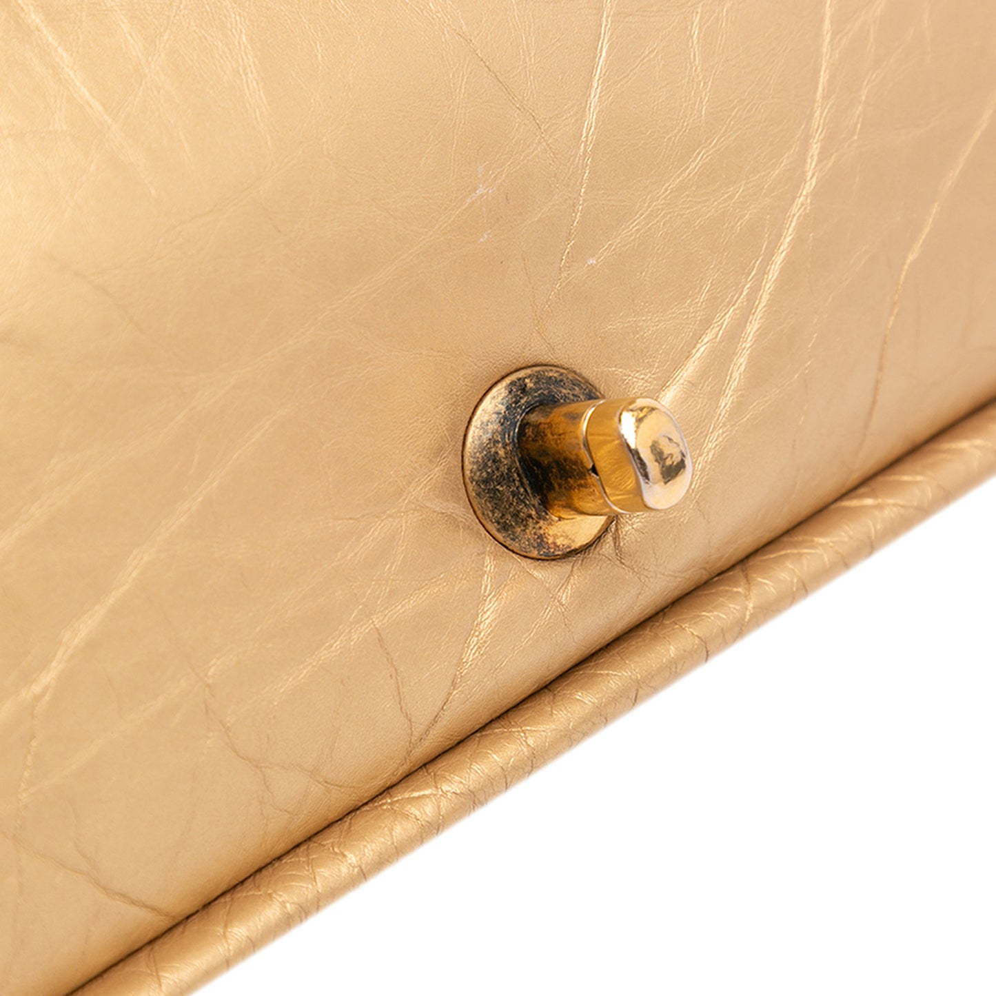 Medium Quilted Aged Calfskin Pondichery Flap Gold - Re-Luxury