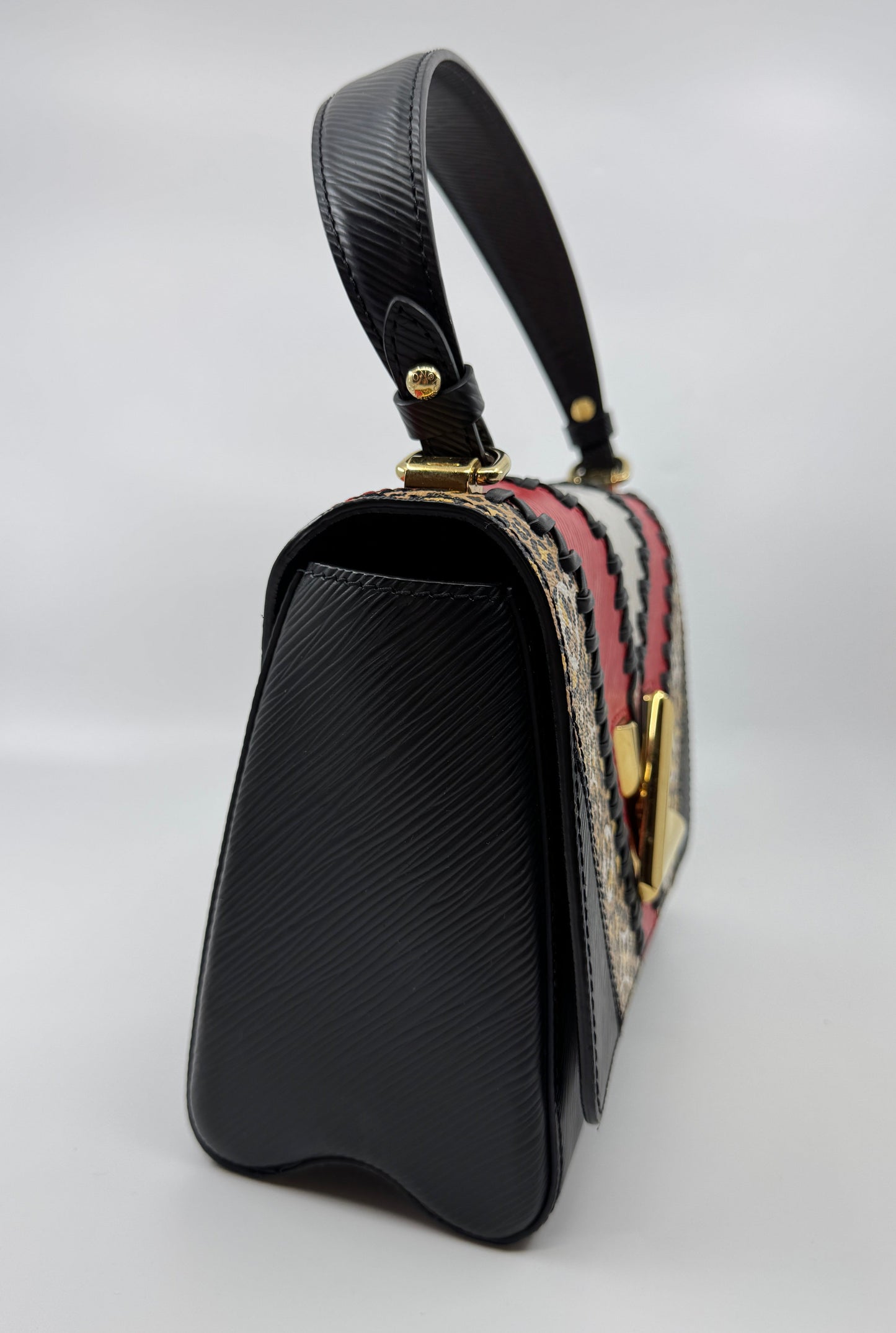 LV Twist Monogram Giant Jungle MM Red