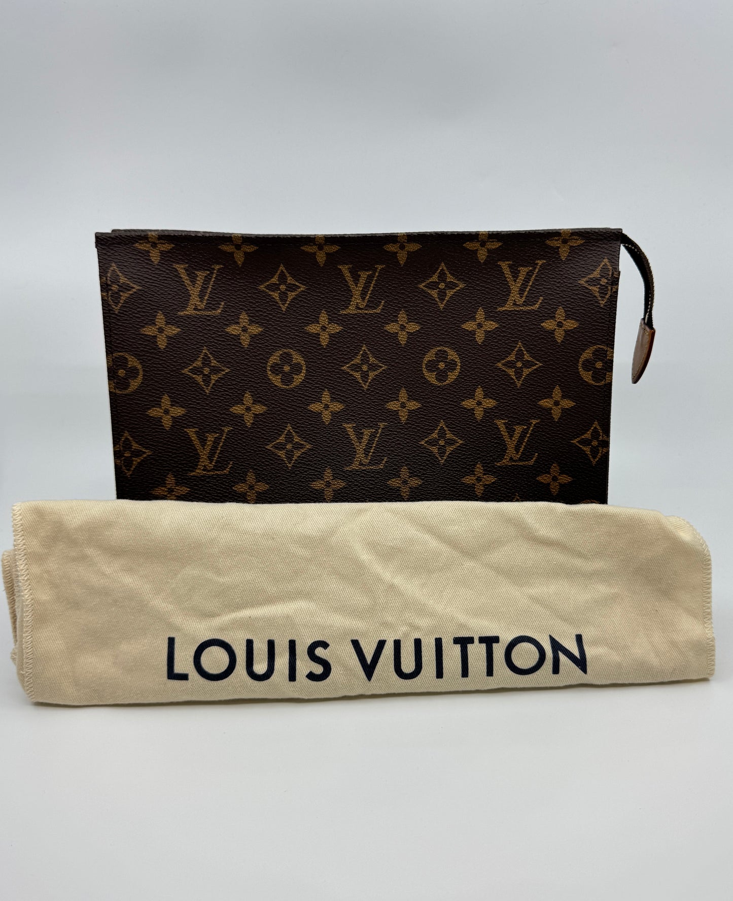 Louis Vuitton Toiletry Pouch 26 - Monogram Canvas