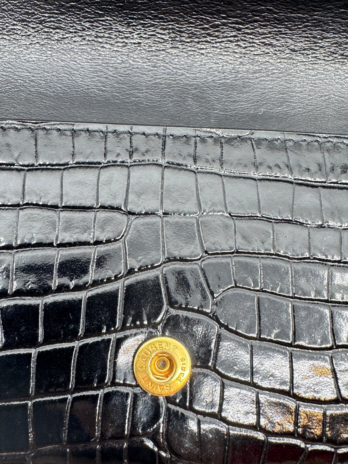Saint Laurent Cassandre phone pouch - Crocodile-Embossed Leather