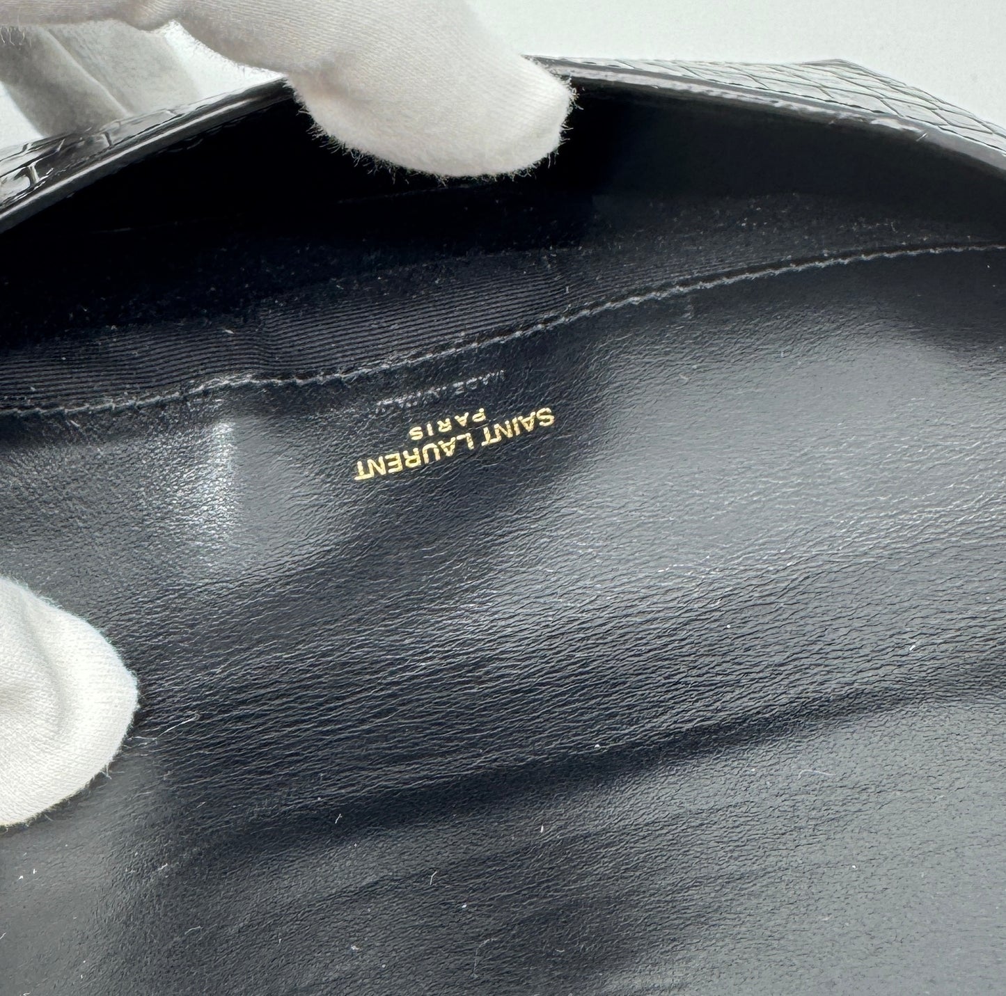 Saint Laurent Cassandre phone pouch - Crocodile-Embossed Leather