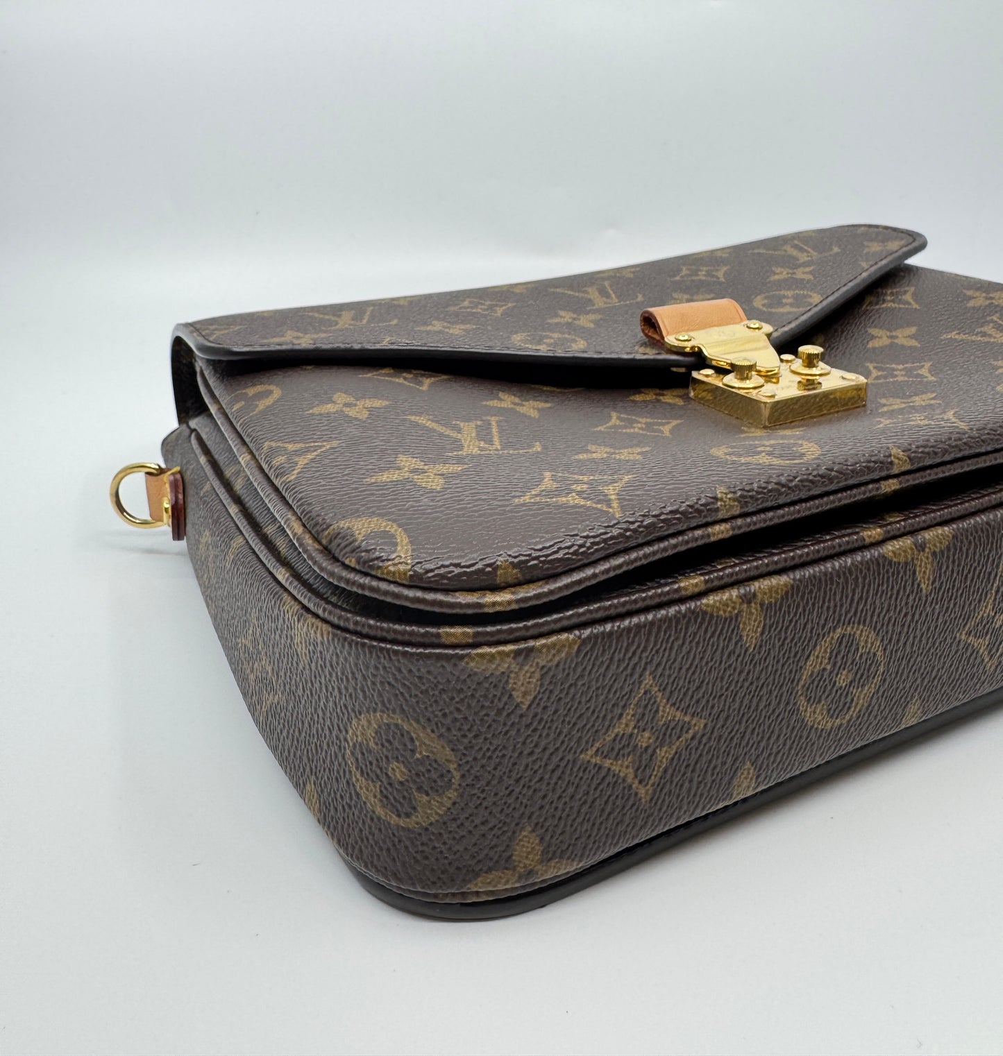 Louis Vuitton Monogram Pochette Metis Brown