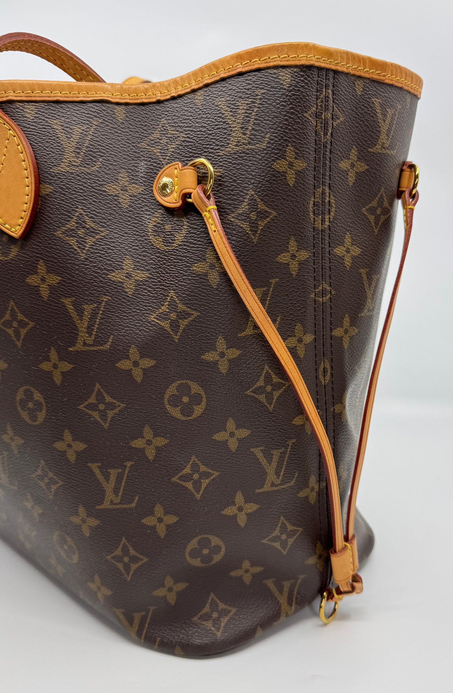 Louis Vuitton Neverfull MM With Pouch Bag
