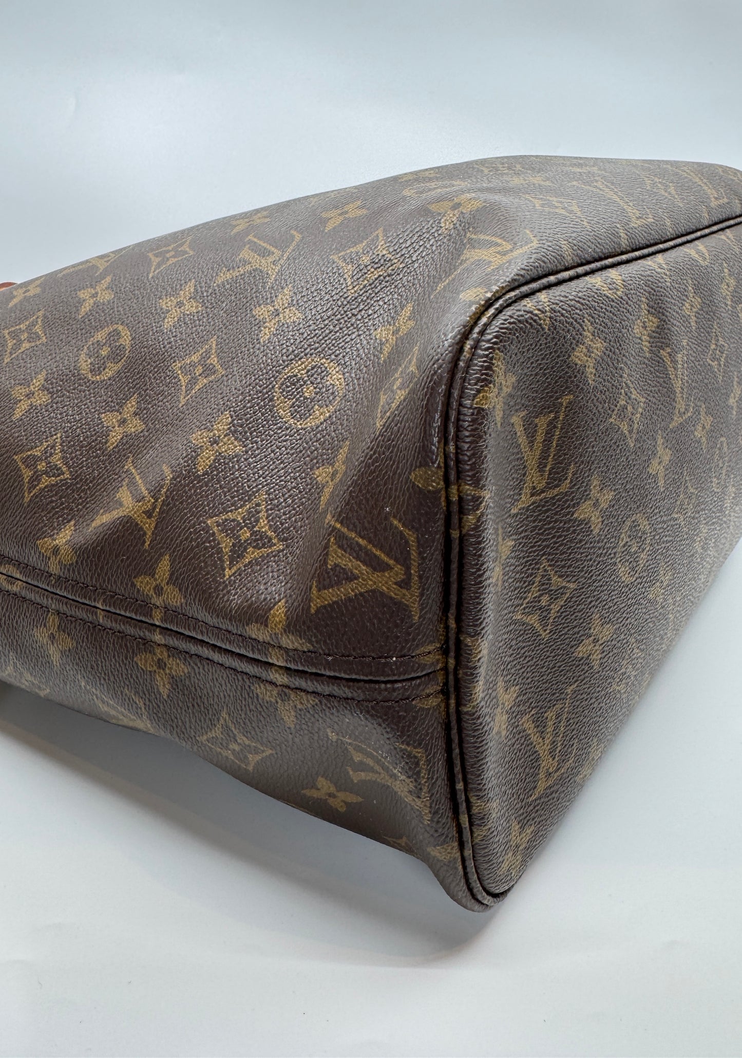 Louis Vuitton Neverfull MM With Pouch Bag