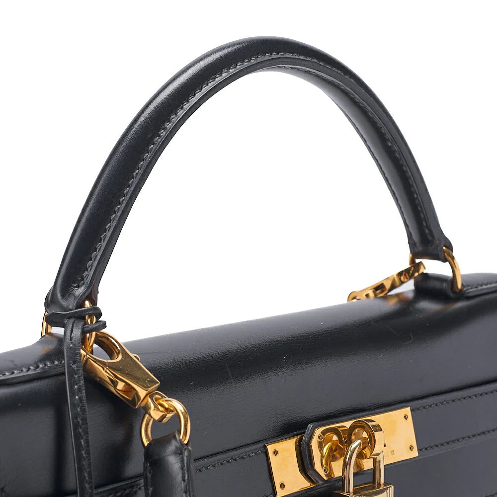Hermès Kelly 32 - Box Leather Gold Hardware