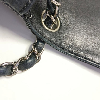 Chanel Black patent leather shoulder bag
