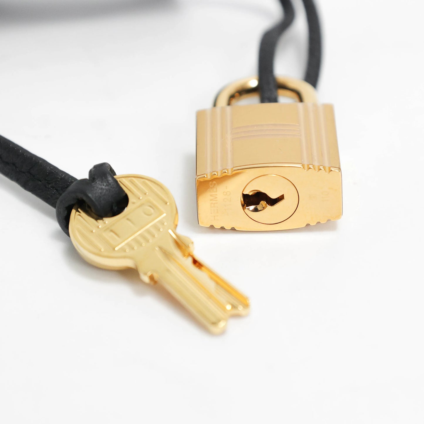 Hermès Kelly 28 - Porosus Crocodile Leather