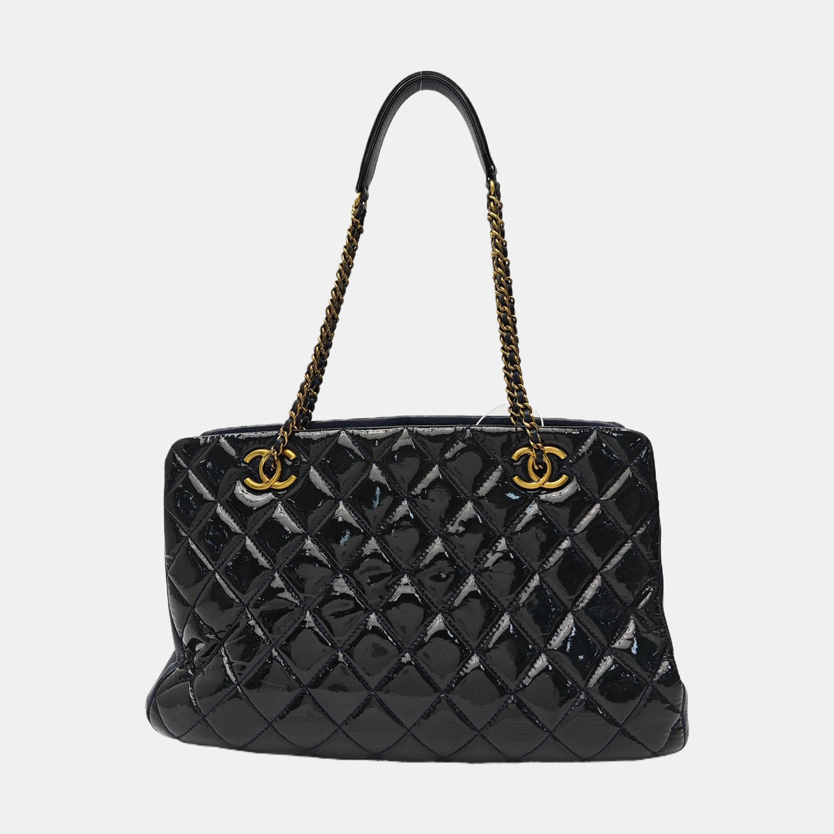 Chanel Dark blue patent leather quilted handbag