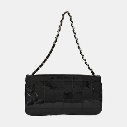 Chanel Black patent leather shoulder bag