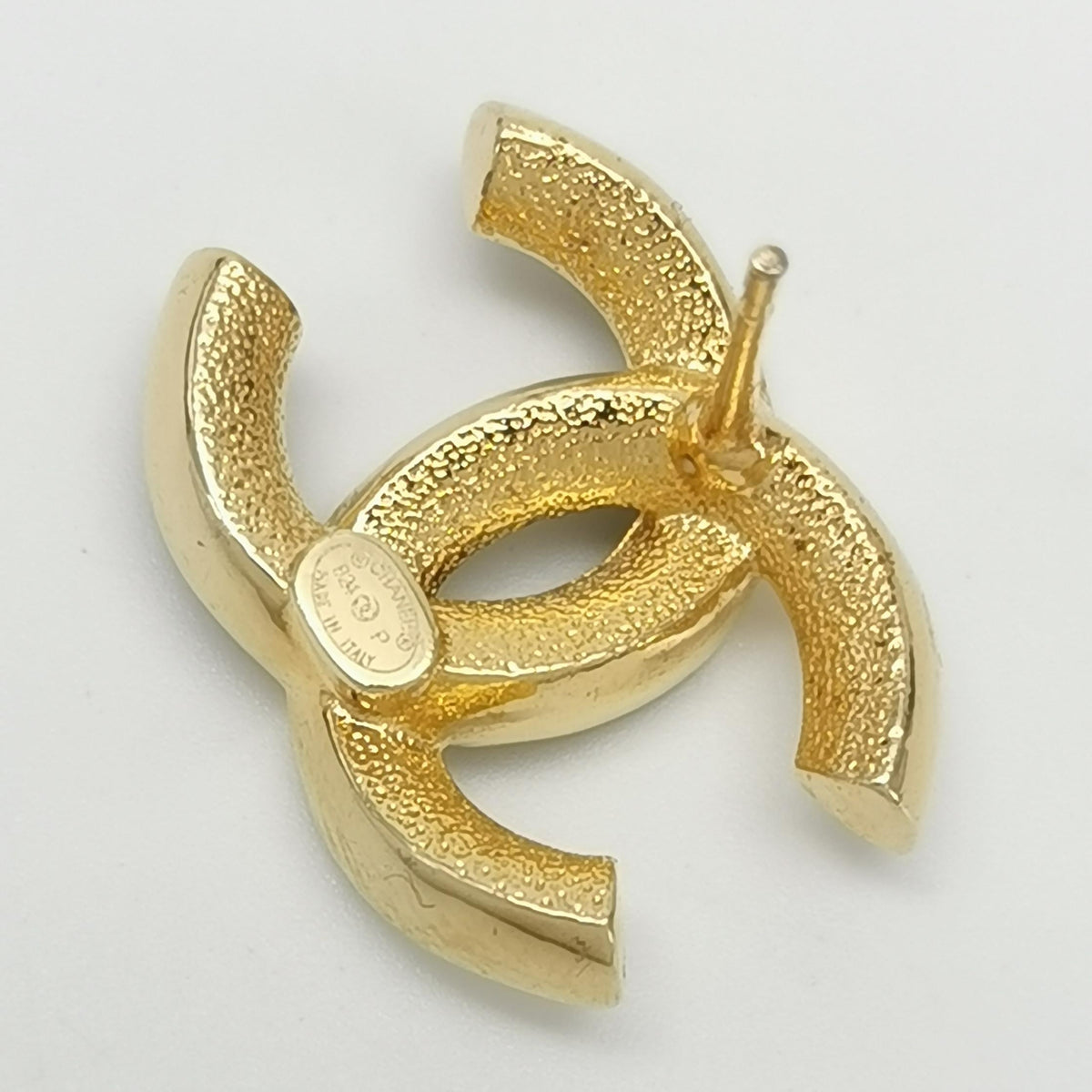 Chanel(24p) Gold-tone Letter CC Earrings