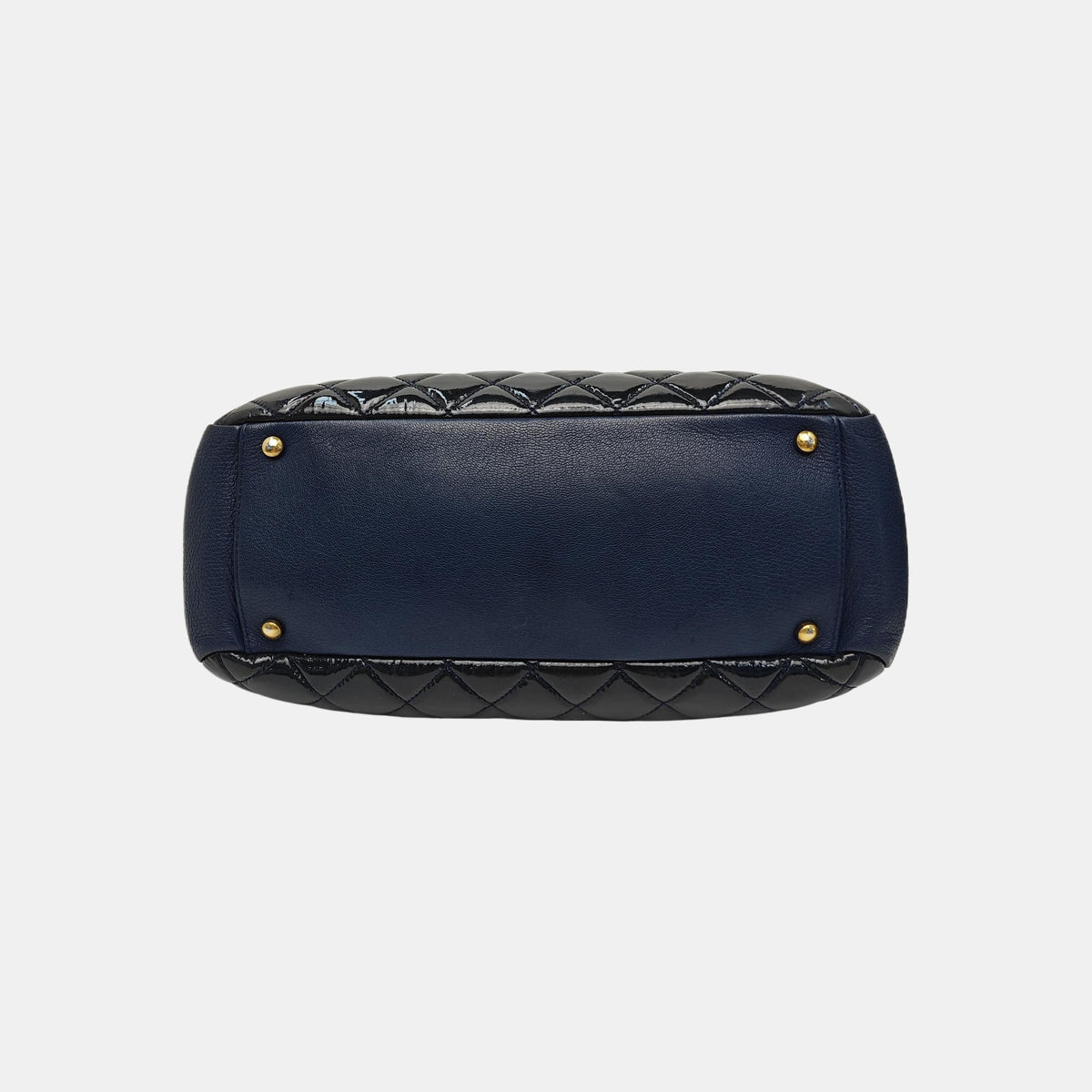 Chanel Dark blue patent leather quilted handbag