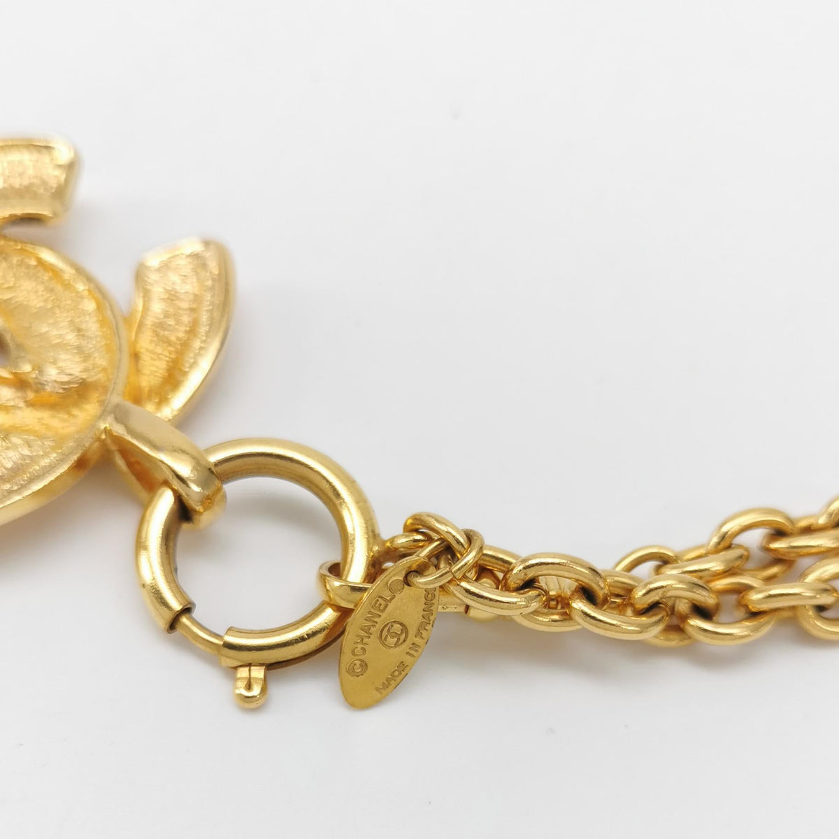 Chanel Vintage Bird Gold-tone Quilted CC Necklace