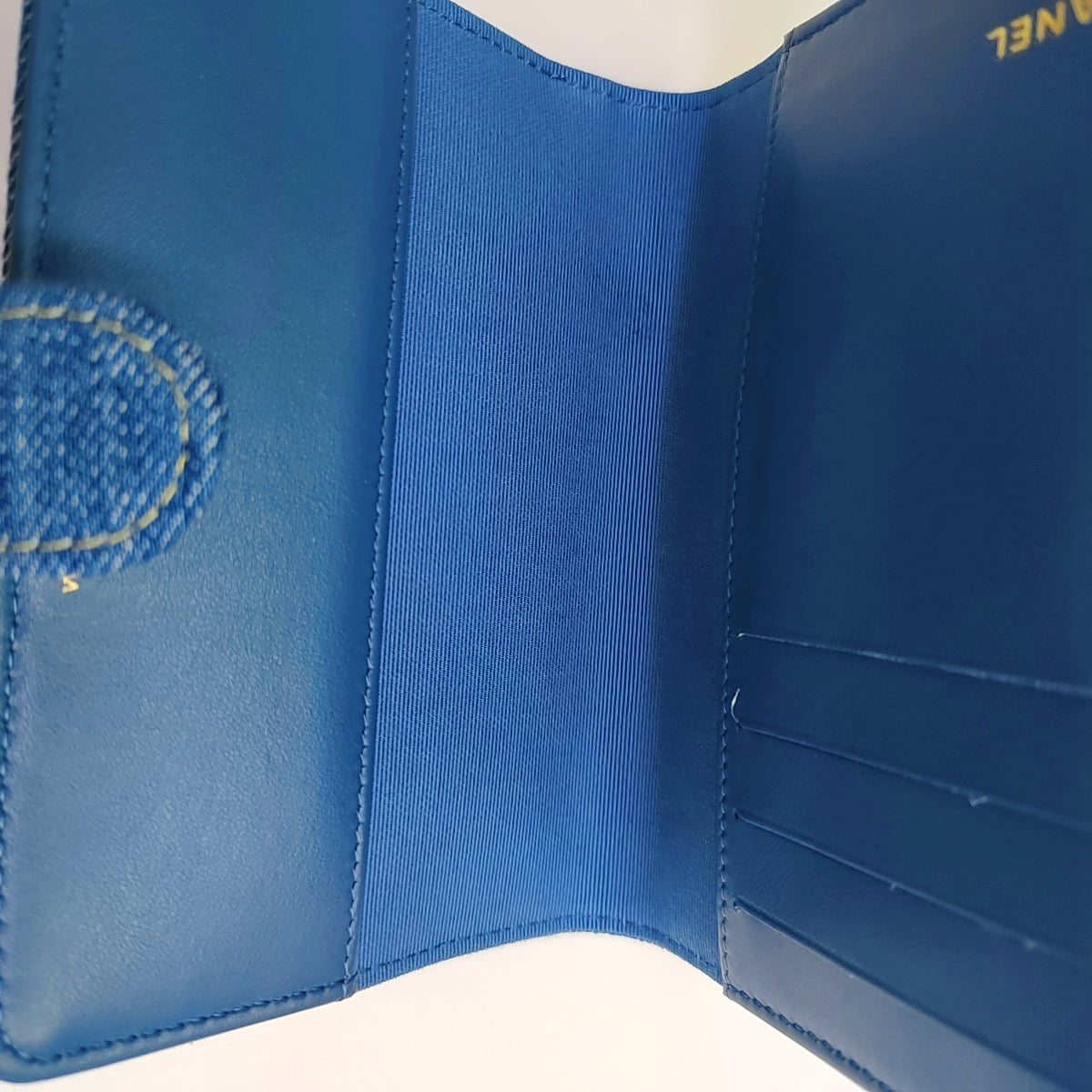 Chanel Blue denim quilted wallet