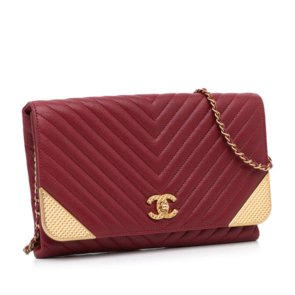 Rock Corner Chevron Wallet on Chain Red -  Re-Luxury