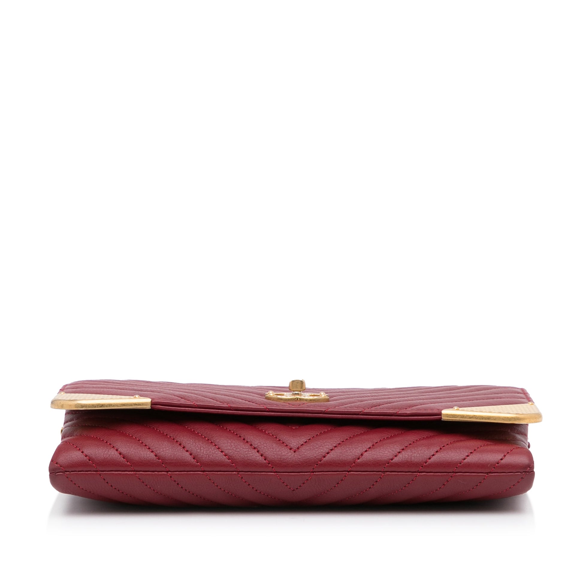 Rock Corner Chevron Wallet on Chain Red -  Re-Luxury