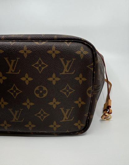 Louis Vuitton Neverfull MM Monogram Canvas