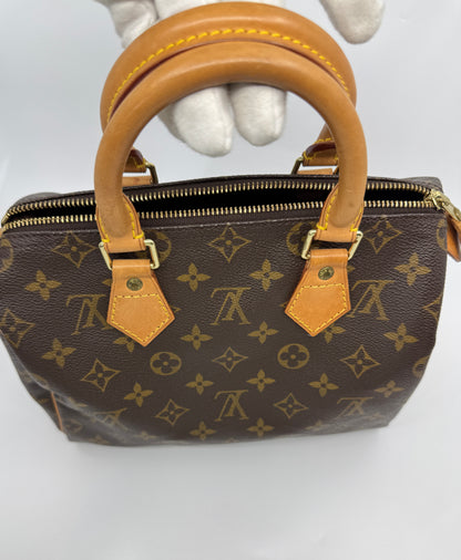 Louis Vuitton Monogram Canvas Speedy 25