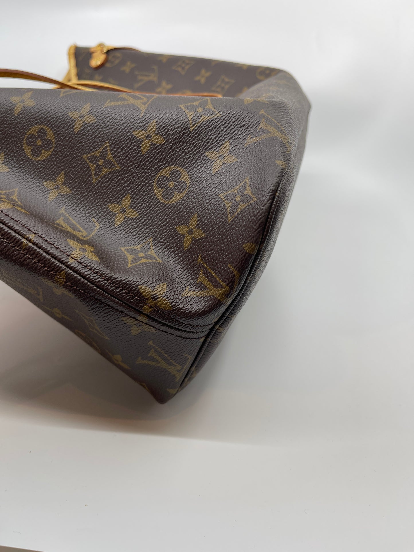 Louis Vuitton Neverfull MM - Monogram Canvas