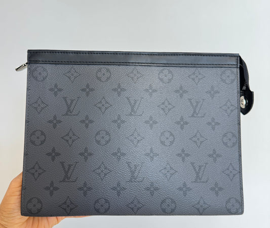 Louis Vuitton Pochette Voyage MM - Monogram Eclipse