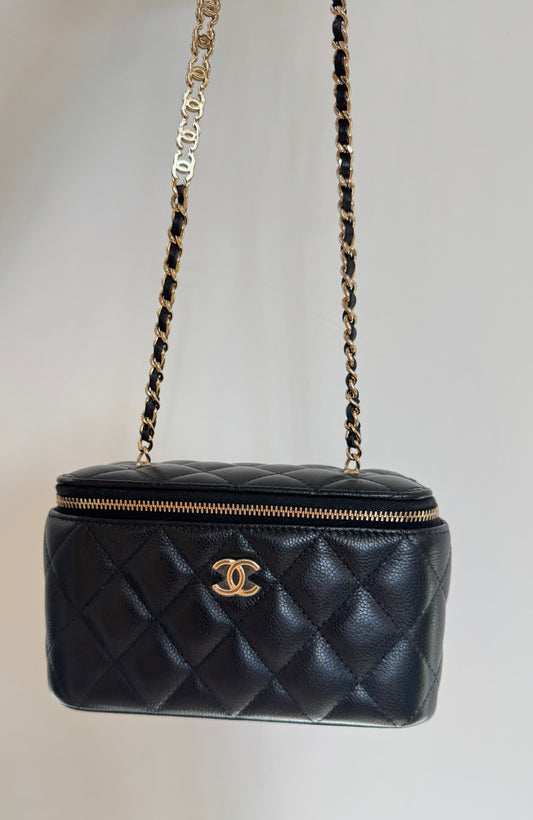 Chanel Small Vanity Case - Caviar Leather
