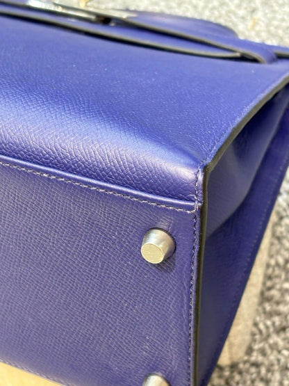 Hermès Kelly 28 Blue Indigo Box Calf Leather