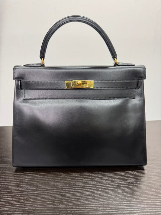 Hermès Kelly 32 - Box Leather Gold Hardware