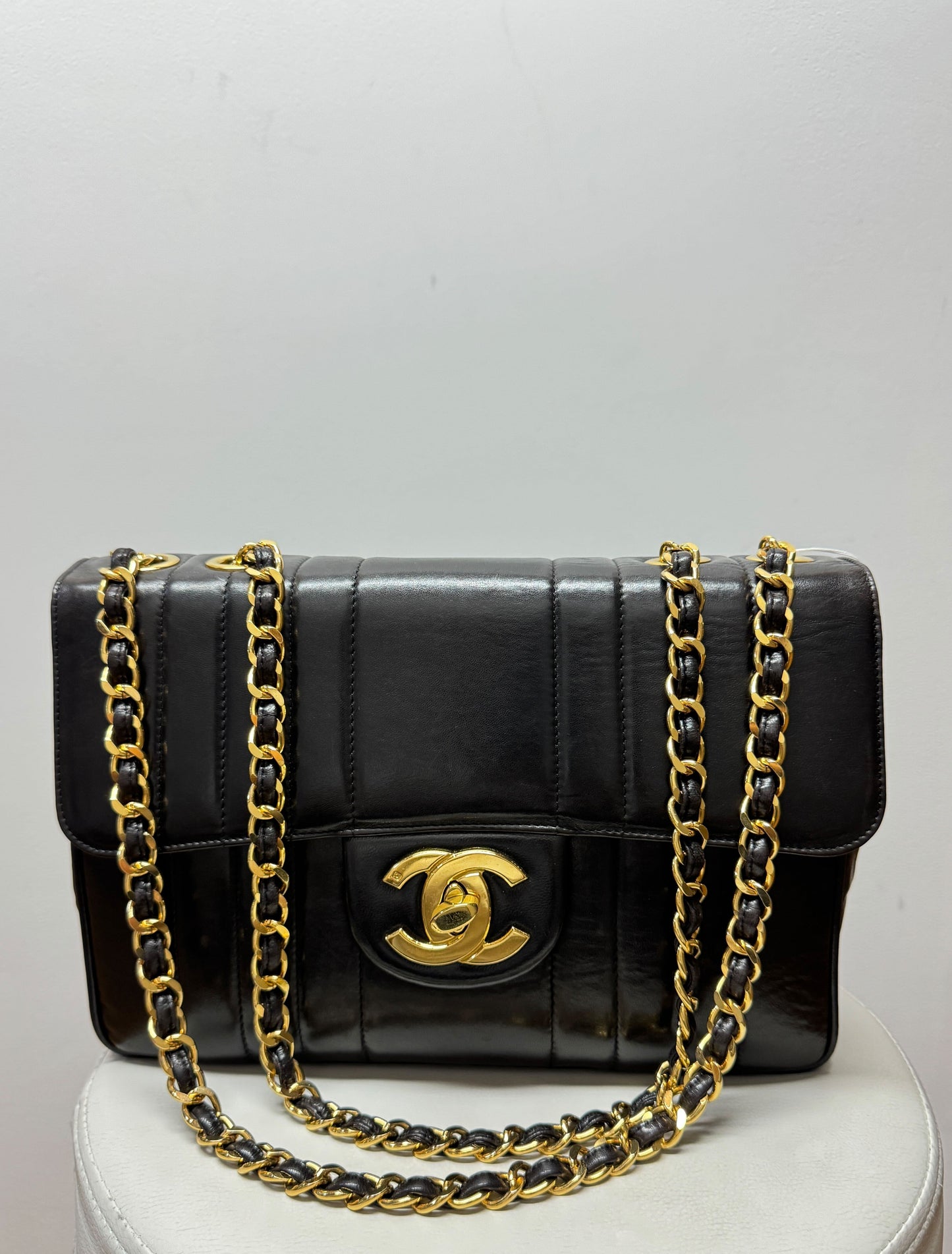 Chanel CC Jumbo Vintage Flap Black Shoulder Bag in Lambskin Leather