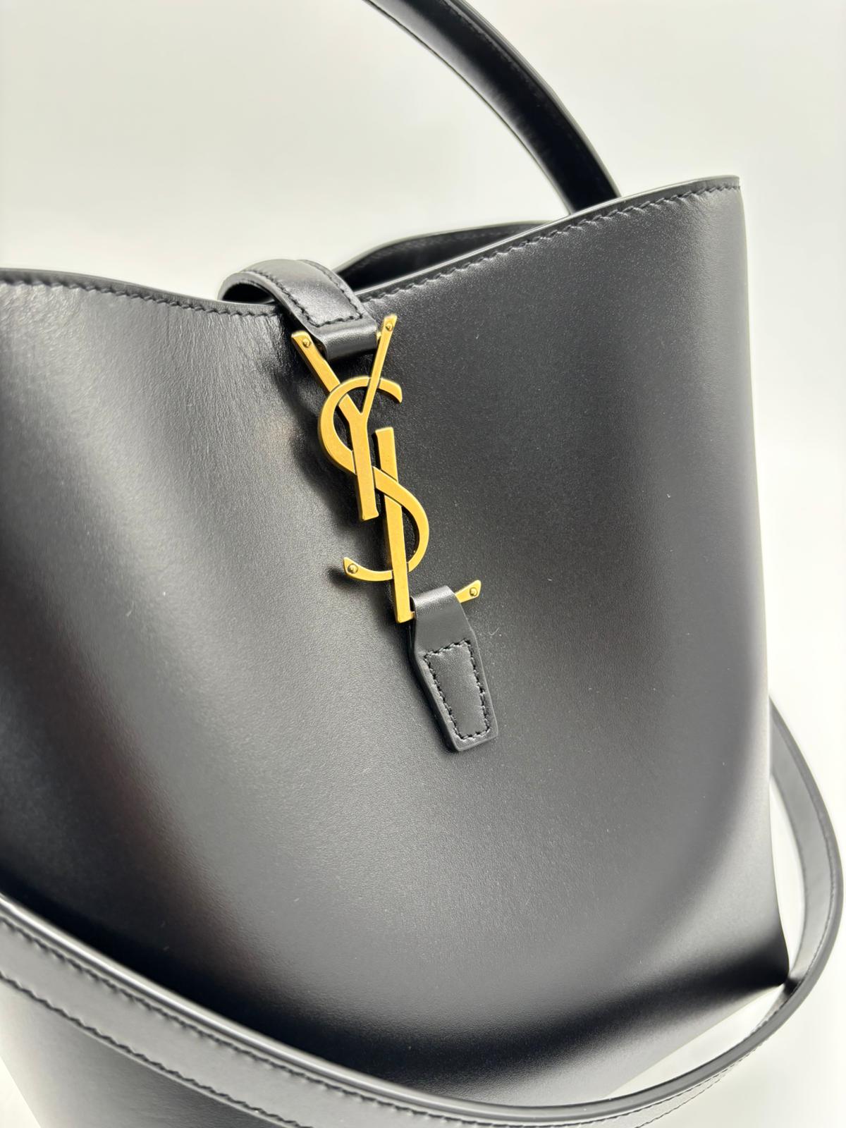 Saint Laurent E 37 Small Leather Bag