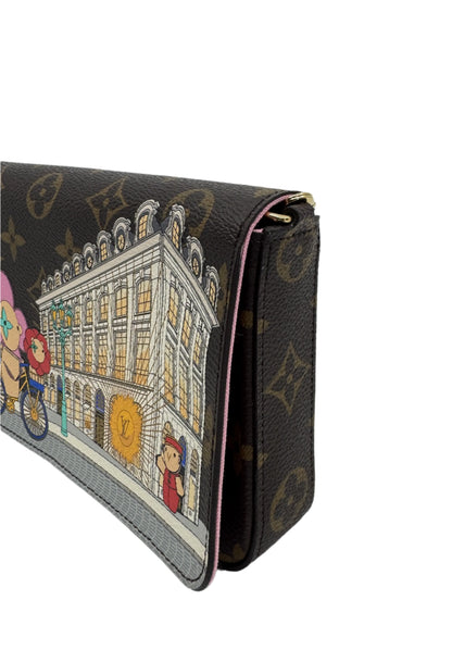 Zoom-details-of-right-side-of-Louis-Vuitton-Felicie-Pochette-with-light-pink-border